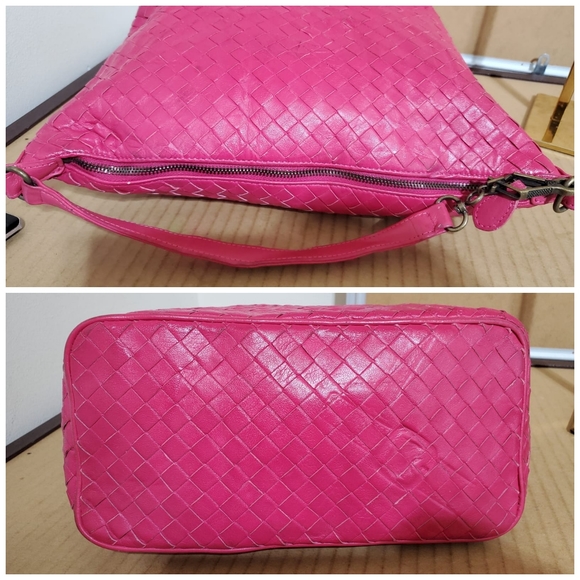 Bottega VenetaZip Hobo Intrecciato Nappa Small - Picture 8 of 11